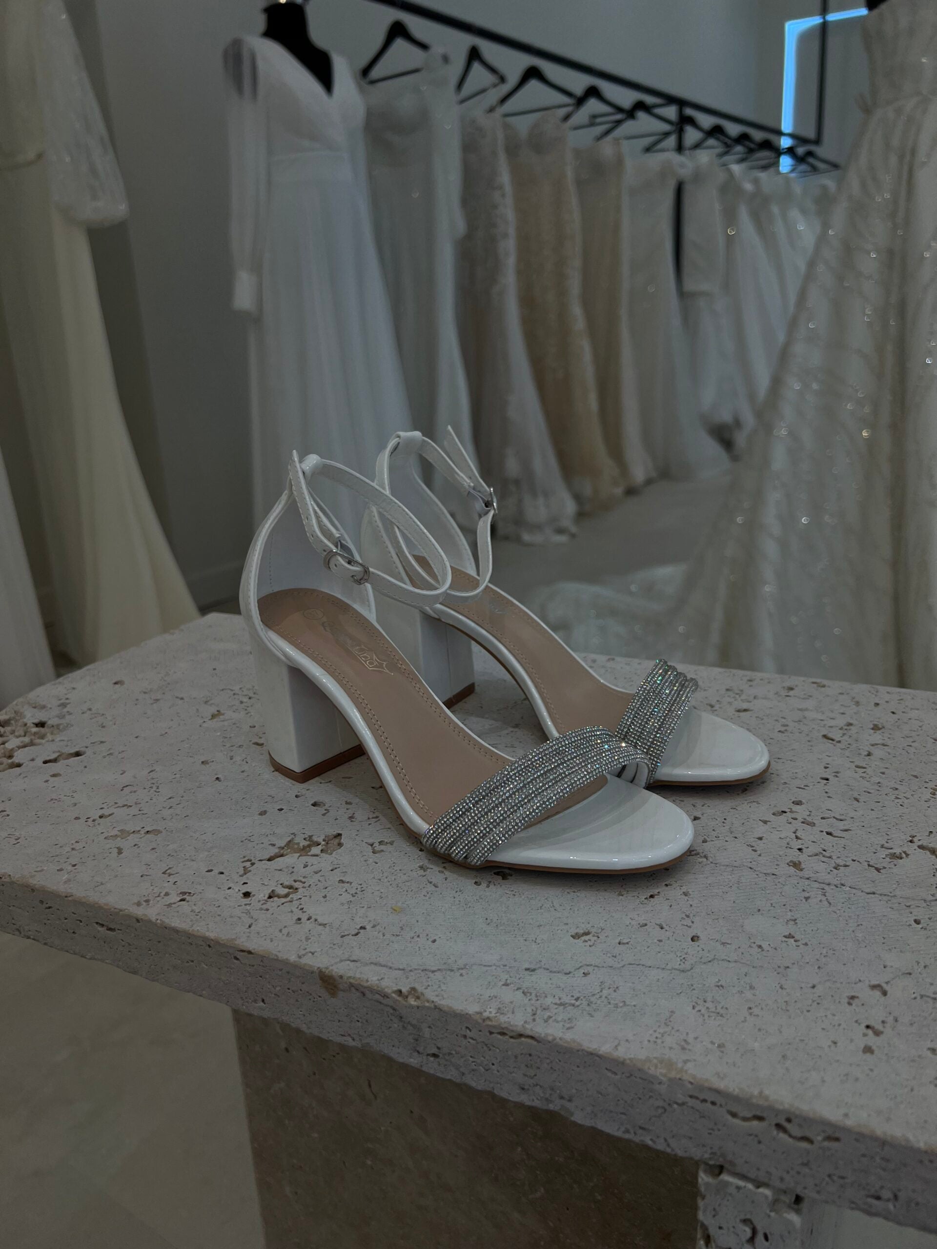 8C2F50AA-5DDA-4A05-883B-71DD34CB6045